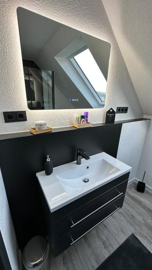 Morschen B&W Apartments מראה חיצוני תמונה