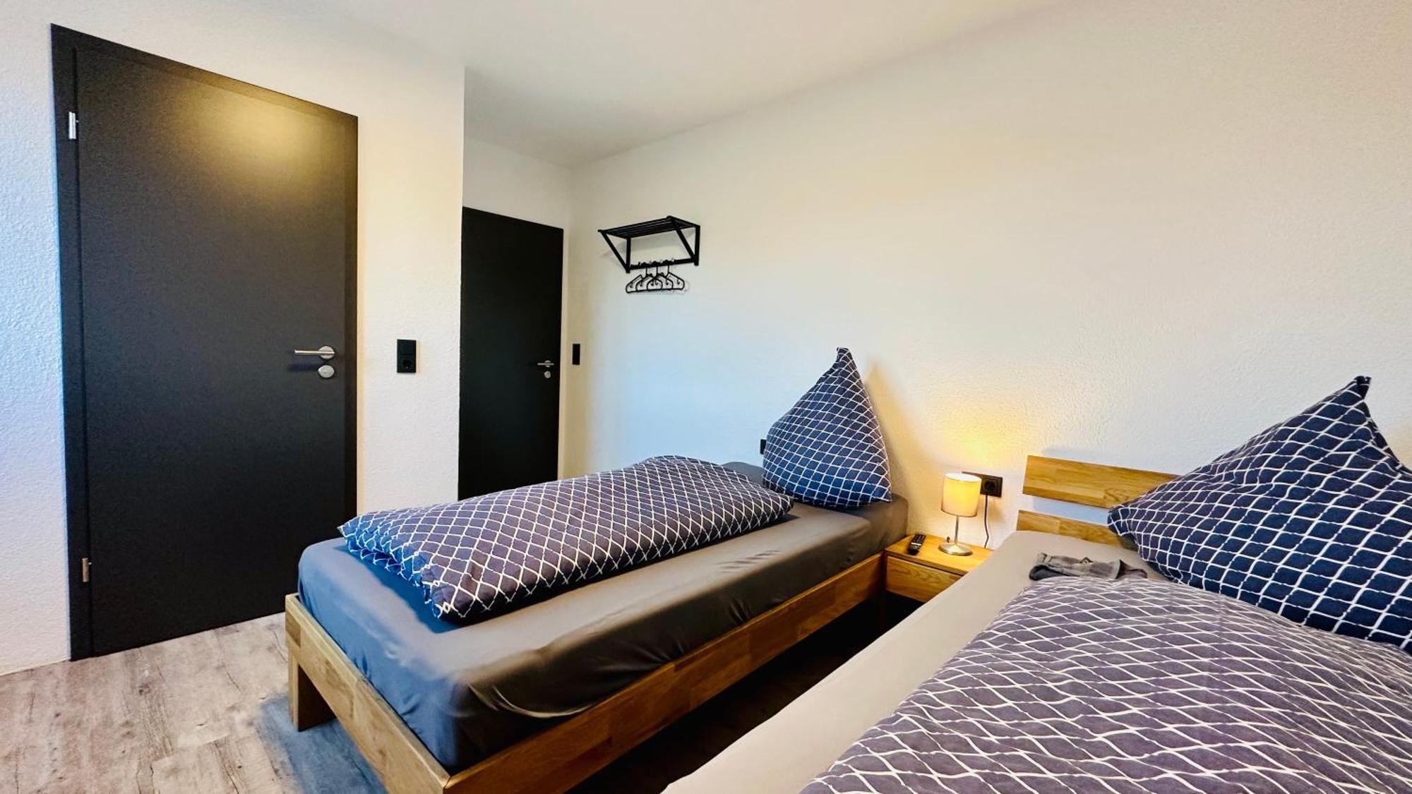 Morschen B&W Apartments מראה חיצוני תמונה